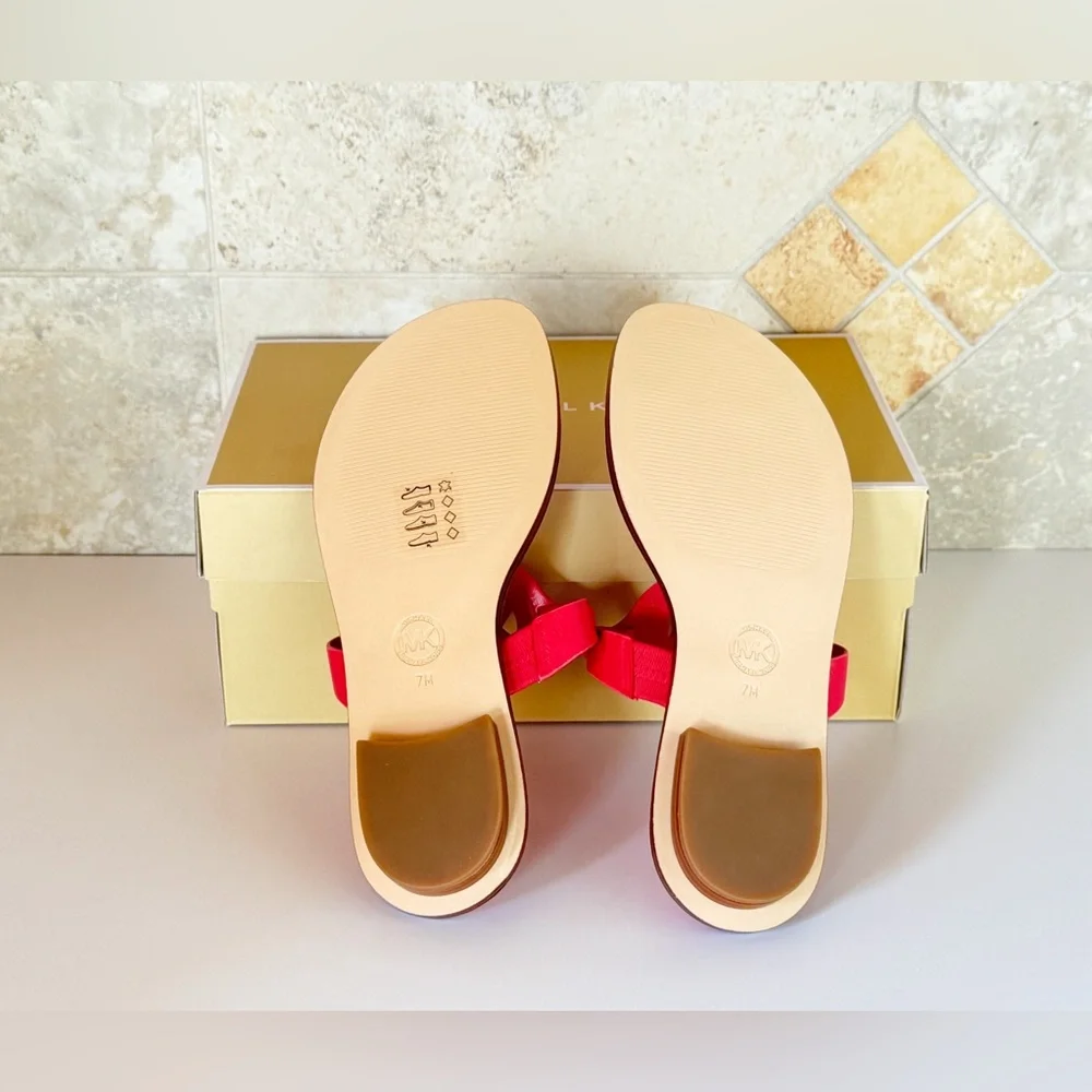 Michael Kors Aubrey Cut out Tumbled Leather Sandals Size 7M Electric Pink